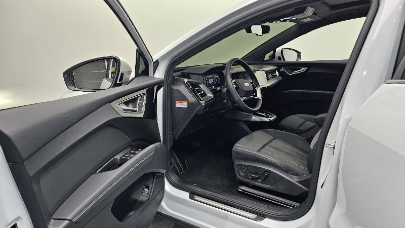 car Audi Q4 e-tron id54049 photo #10