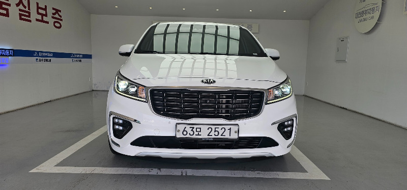car KIA Carnival id54084 photo #3