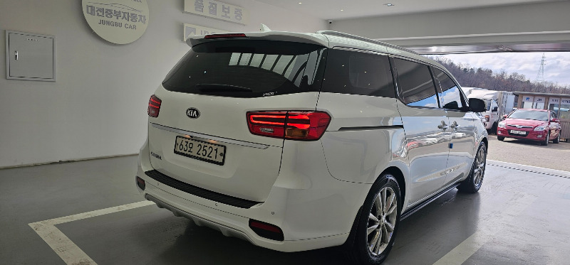 car KIA Carnival id54084 photo #7
