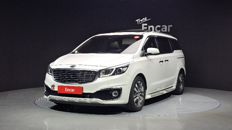 car KIA Carnival id54092 main photo