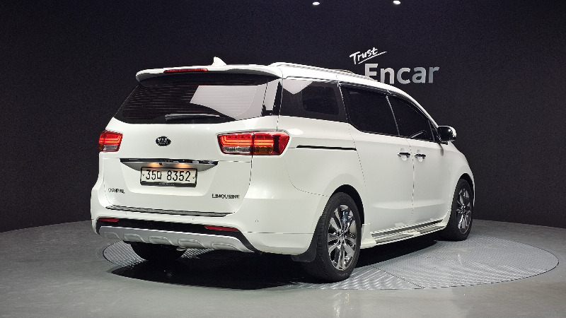 car KIA Carnival id54092 photo #2