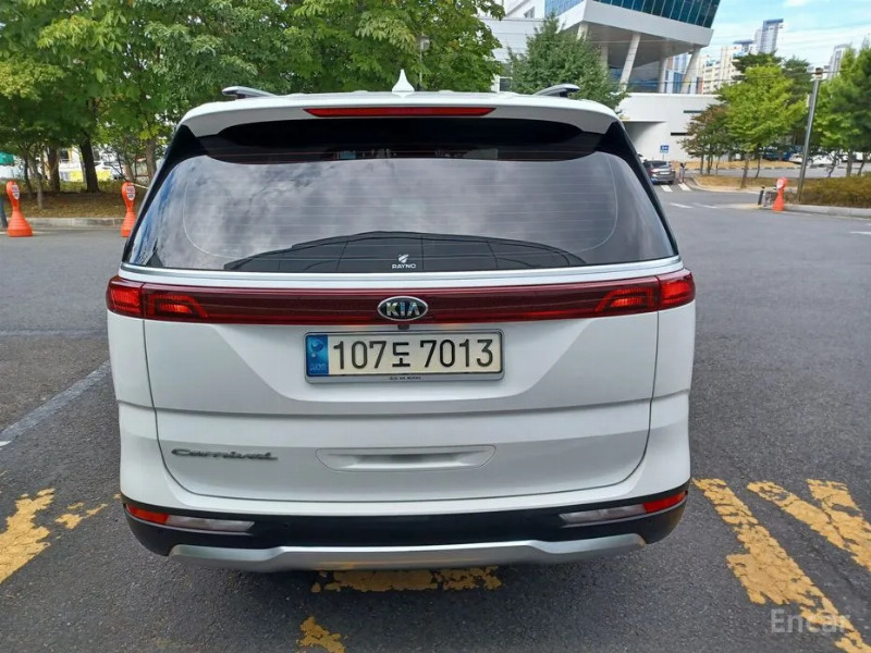 car KIA Carnival id54094 photo #4