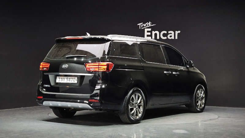 car KIA Carnival id54096 photo #2
