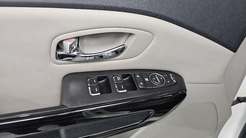 car KIA Carnival id54098 photo #14