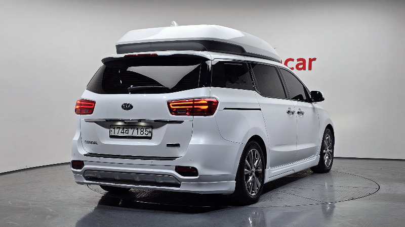 car KIA Carnival id54132 photo #2