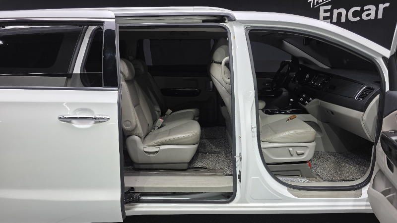 car KIA Carnival id54146 photo #19