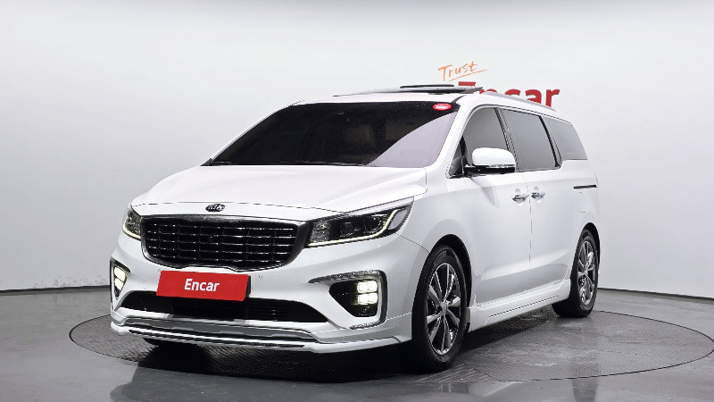 car KIA Carnival id54179 main photo