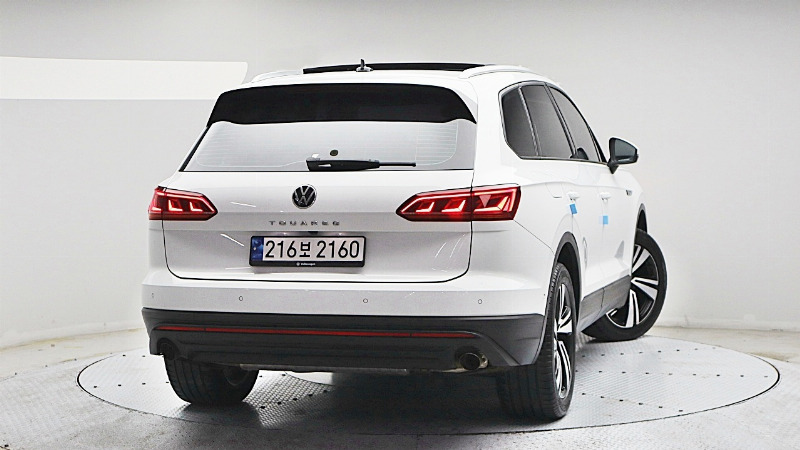 car Volkswagen Touareg id54190 photo #2