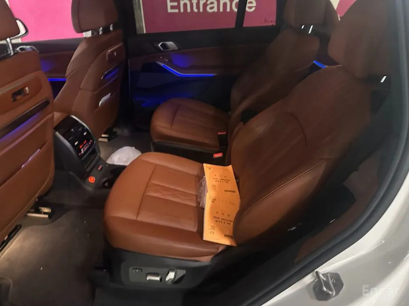 car BMW X7 id54221 photo #6