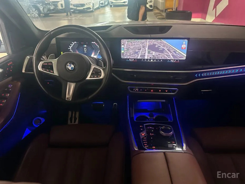car BMW X7 id54221 photo #8