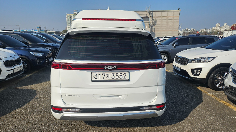 car KIA Carnival id54391 photo #4