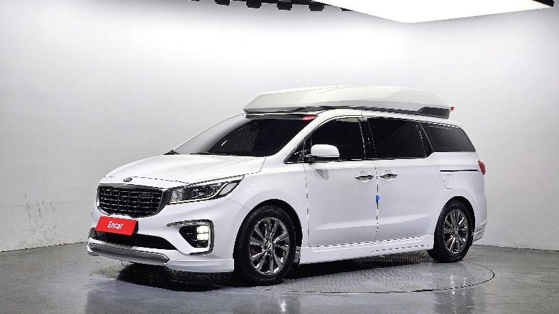 car KIA Carnival id54403 main photo