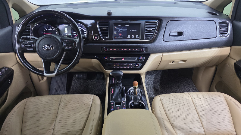 car KIA Carnival id54405 photo #7
