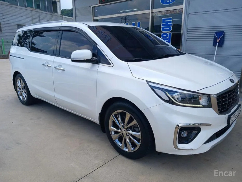 car KIA Carnival id54409 photo #3