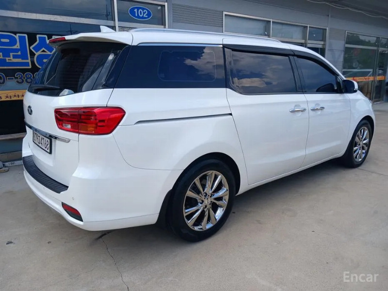 car KIA Carnival id54409 photo #4