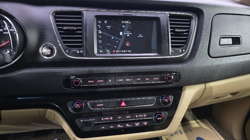 car KIA Carnival id54441 photo #14