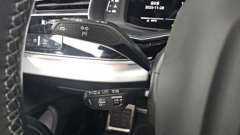 car Audi Q8 id54501 photo #18