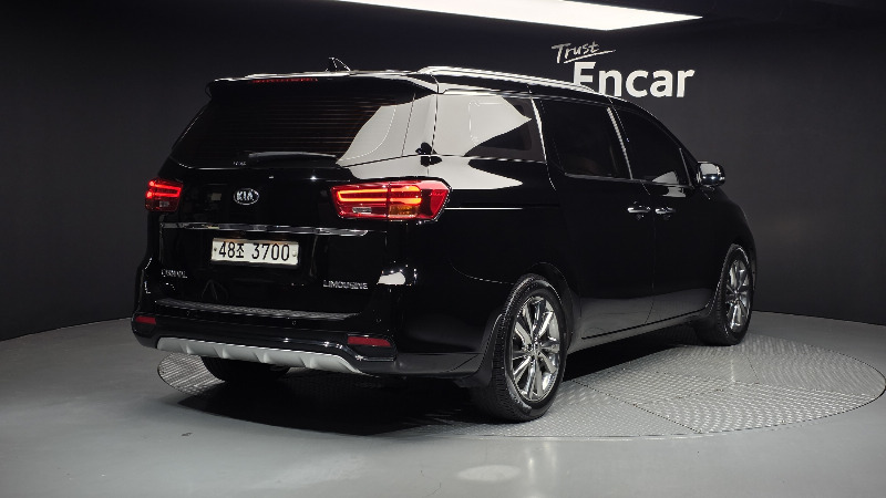 car KIA Carnival id54520 photo #2