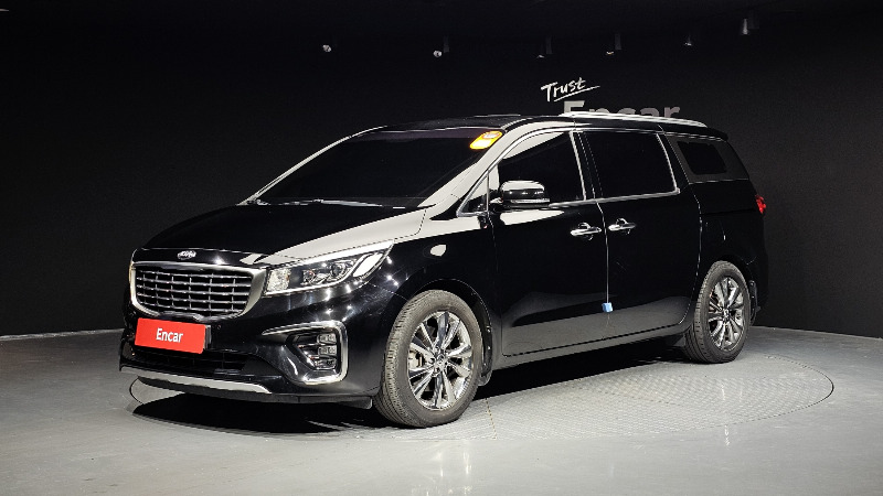 car KIA Carnival id54521 main photo