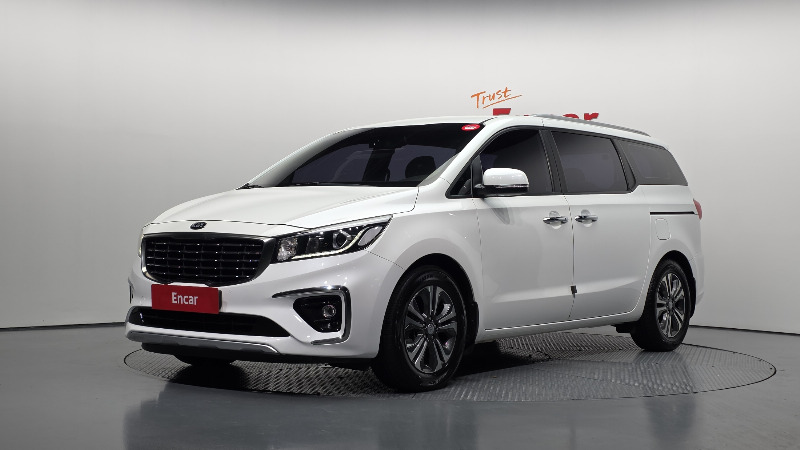 car KIA Carnival id54523 main photo