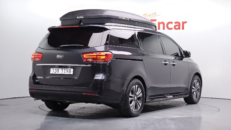 car KIA Carnival id54525 photo #2