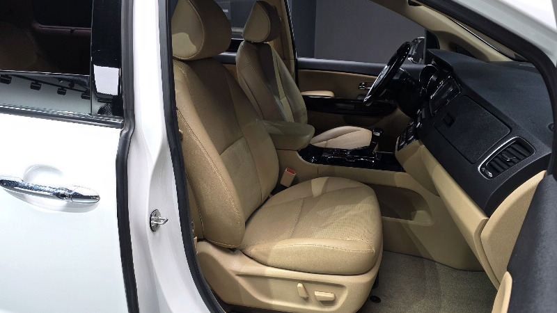 car KIA Carnival id54541 photo #11