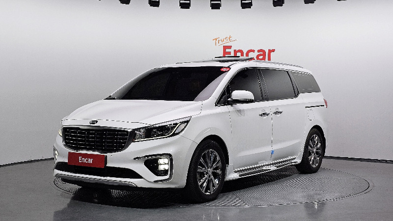 car KIA Carnival id54542 main photo