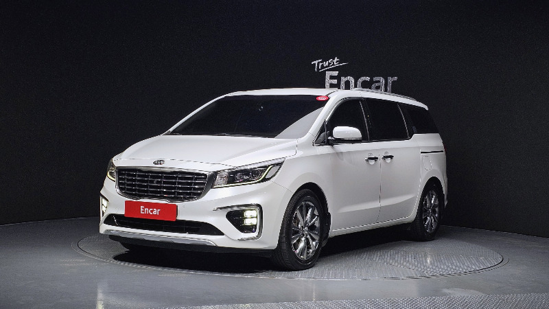 car KIA Carnival id54616 main photo