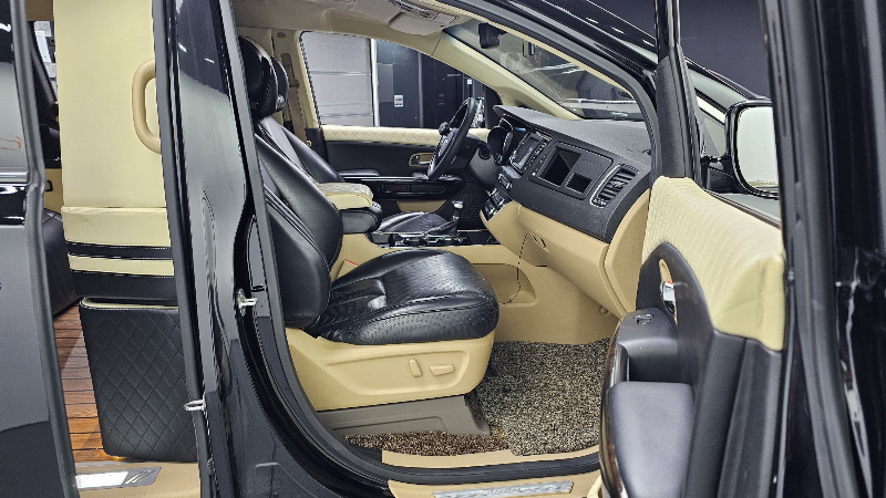 car KIA Carnival id54621 photo #11