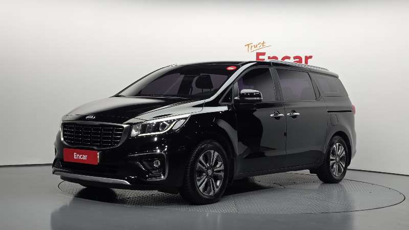 car KIA Carnival id54622 main photo
