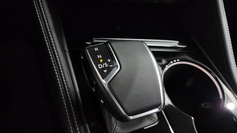 car Volkswagen Touareg id54656 photo #9