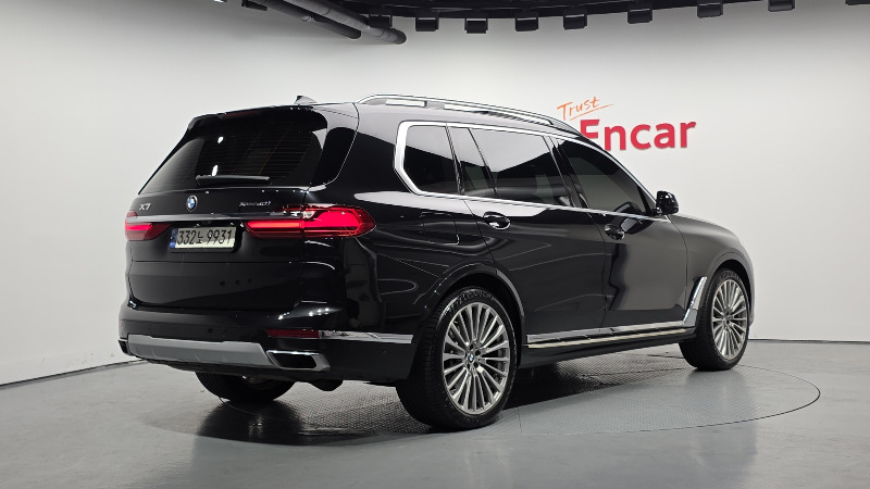 car BMW X7 id54713 photo #2