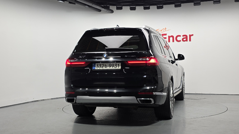 car BMW X7 id54713 photo #4