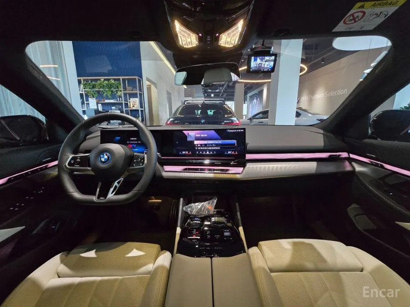 car BMW i5 id54714 photo #7