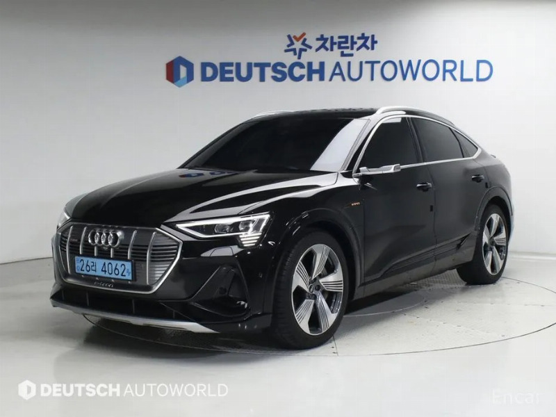 car Audi e-tron id54794 main photo