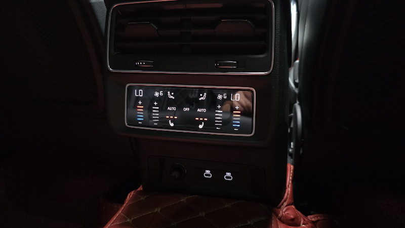 car Audi Q8 id54801 photo #19