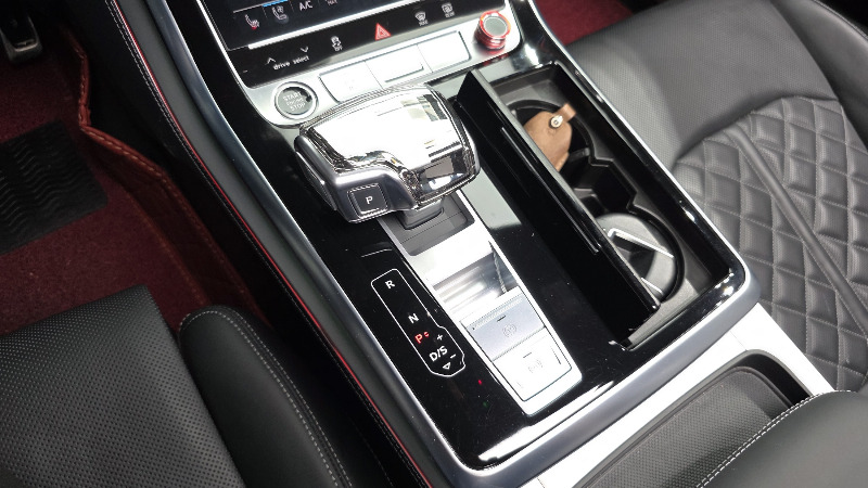 car Audi Q8 id54801 photo #9