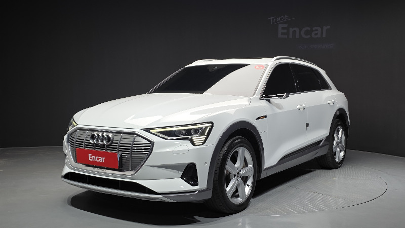 car Audi e-tron id54805 main photo