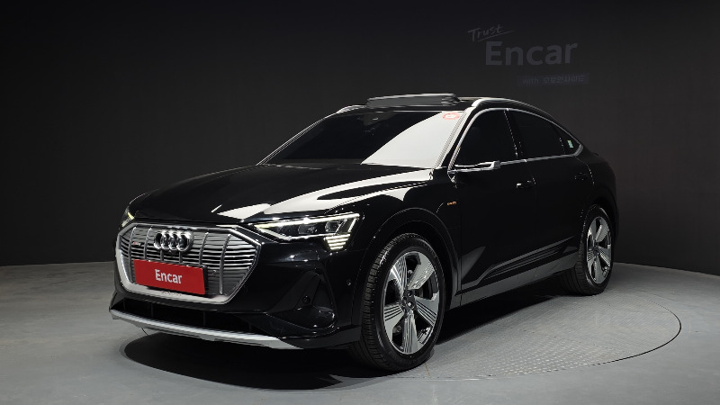car Audi e-tron id54821 main photo