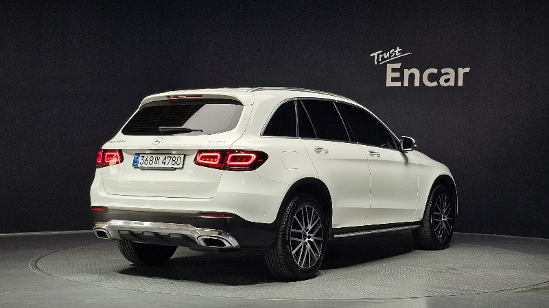 car Mercedes Benz GLC id54829 photo #2