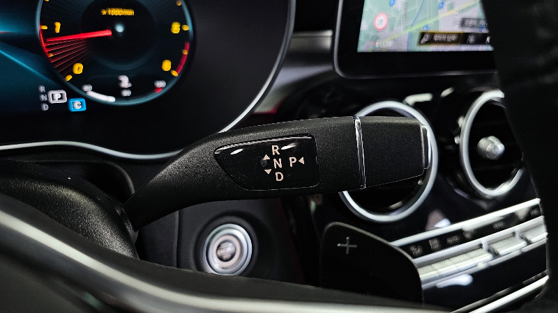car Mercedes Benz GLC id54829 photo #9