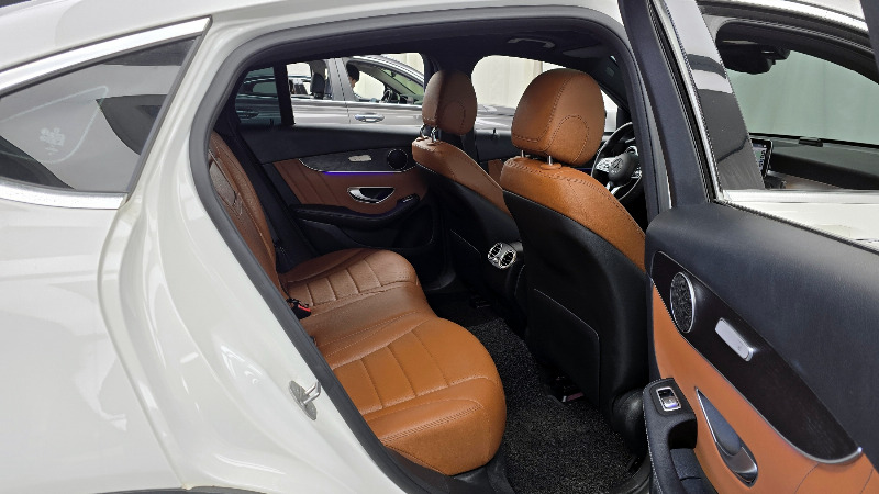 car Mercedes Benz GLC id54830 photo #12