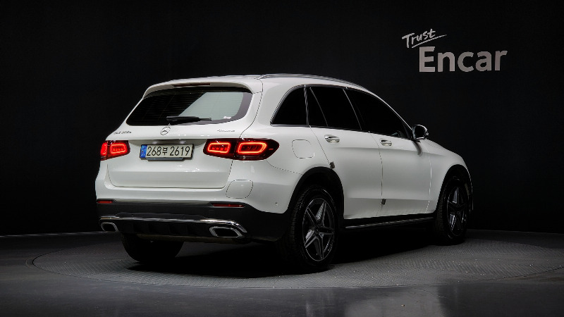 car Mercedes Benz GLC id54835 photo #2