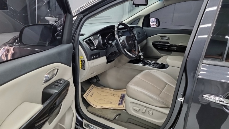 car KIA Carnival id54941 photo #10