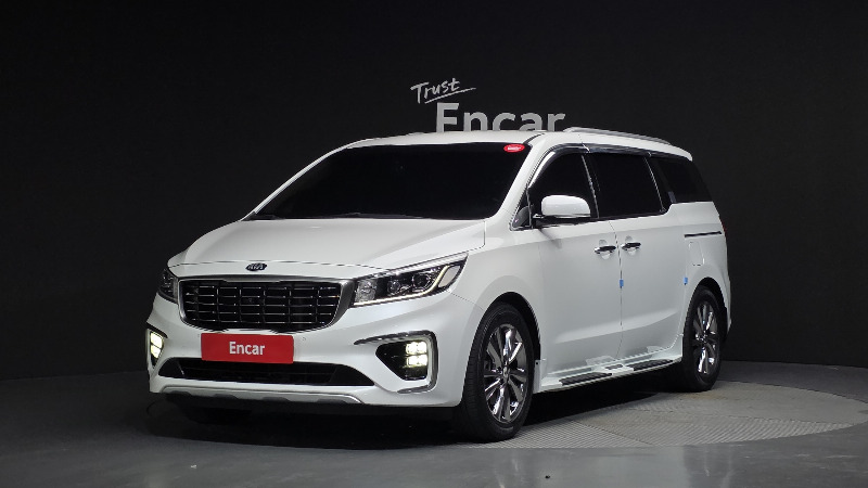 car KIA Carnival id54944 main photo