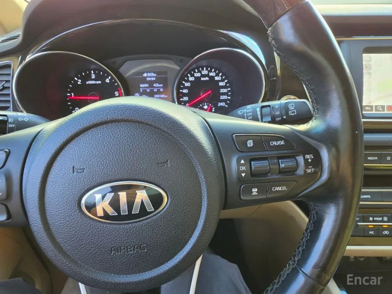 car KIA Carnival id54953 photo #17