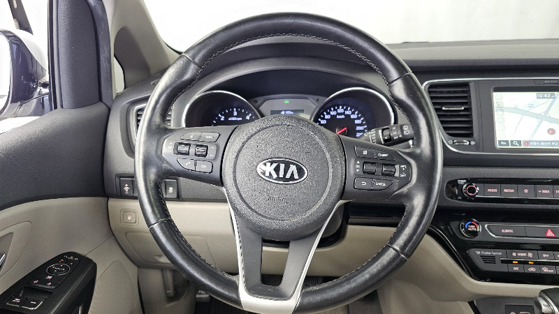 car KIA Carnival id54987 photo #13