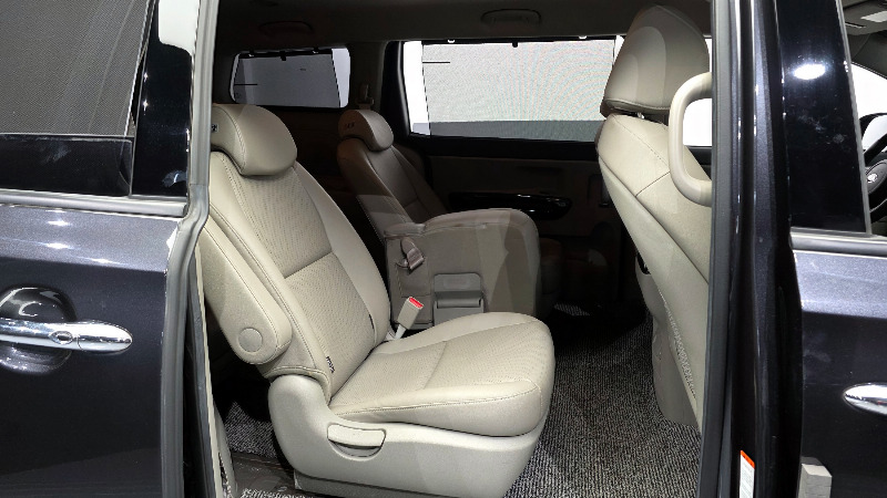 car KIA Carnival id54992 photo #12