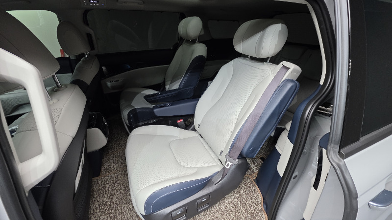 car KIA Carnival id55013 photo #17