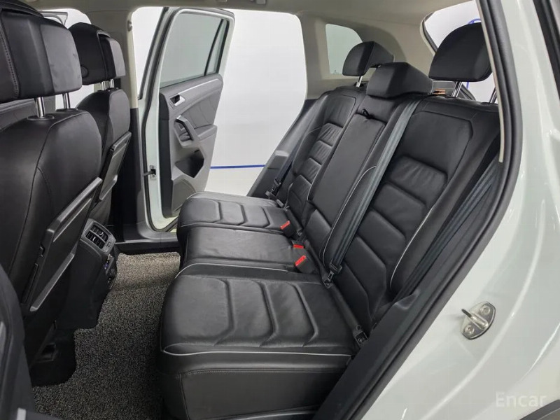 car Volkswagen Tiguan id55057 photo #10